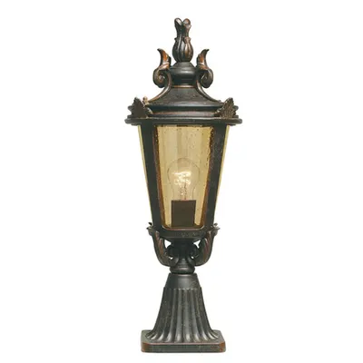 Pitic pentru exterior Baltimore 1 Light Medium Pedestal Lantern