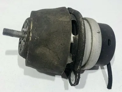 Tampon motor stanga / dreapta 7L8199131F Audi Q7 facelift (2010-2015) [4L] 3.0 tdi CJGA