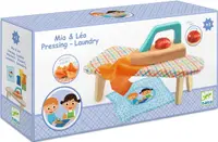 Set de joacă Djeco - Mia &amp; Léo, fier și masă de călcat