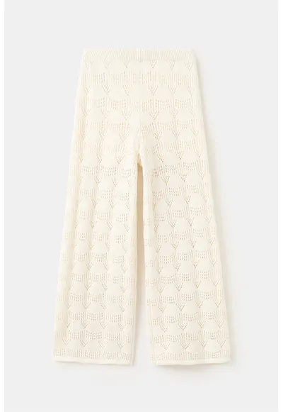 Pantaloni din tricot cu talie elastica si perforatii - Alb fildes