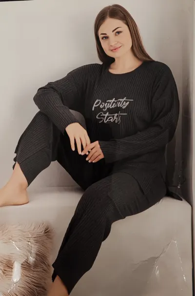 Pijama damă mărime mare plisată – culoare Gri inchis