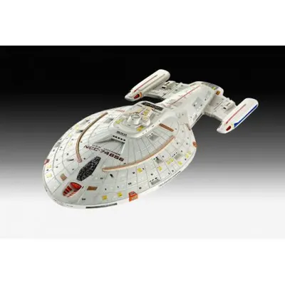 Revell u.s.s. voyager