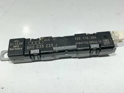 Amplificator antena 8R0035225J Audi Q5 (2008-2012) [8R]