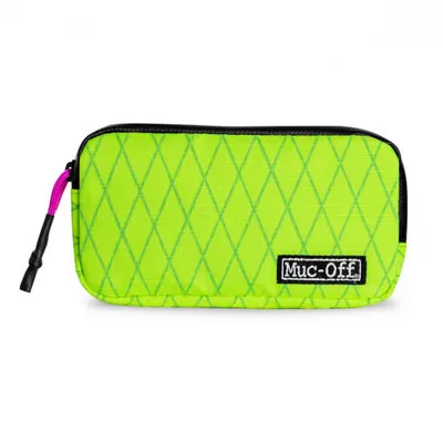 Muc-Off Essentials Case Rainproof Hi Vis Rainproof Hi Vis