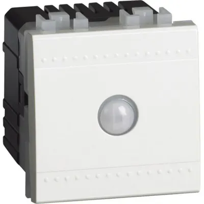 Intrerupator cap-scara Intuition LiVing Light - conexiune automata - Alb - 2 module