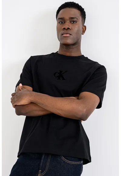 Tricou din bumbac cu aplicatie monograma pe piept