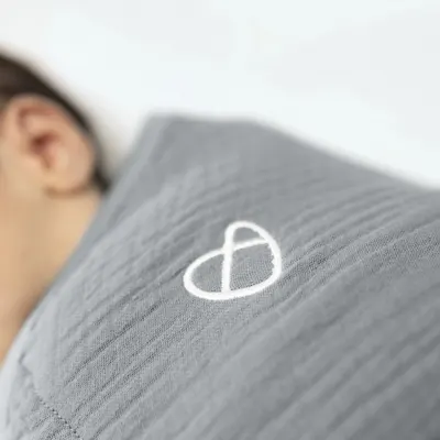 Sistem de infasare Ingenuity Granite, Swaddle Me 0-3 luni, din muselina, colectia Original