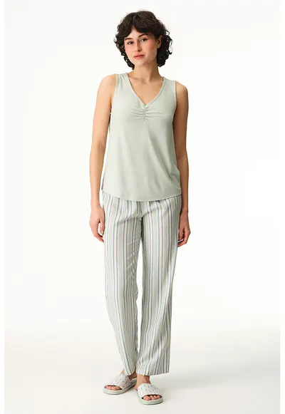 Top de pijama cu model in dungi - Verde pal