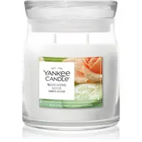 Yankee Candle Blooming Love lumânare parfumată