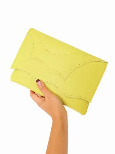 Plic galben handmade din piele naturala