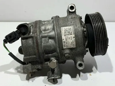 Compresor aer conditionat 5K0820803C Audi Q3 facelift (2014-2018) 2.0 tdi CFGC