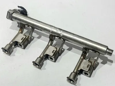 Rampa injectie DM5G-9H487-AB Ford C-Max 2 (2010-2019) 1.0 EcoBoost