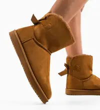 Cizme tip Ug Conn Camel