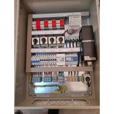 Tablou electric echipat 30kW 4 stringuri – siguranta si eficienta pentru sisteme fotovoltaice