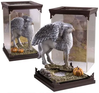 Statueta The Noble Collection Movies: Harry Potter - Buckbeak (Magical Creatures), 19 cm