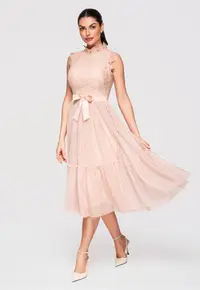Rochie Midi Eleganta cu Dantela Florala si Croi Cloche pentru Evenimente Speciale - Nude