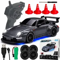 Masina cu Telecomanda NewEvo 1:24, 2.4GHz, 20 km h, Tractiune Integrala, 2 Seturi Anvelope Speed Drift, Obstacole Incluse, Baterie Reincarcabila, RC