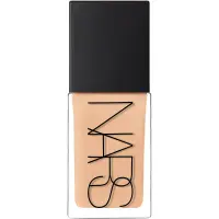 NARS Light Reflecting™ Foundation machiaj de stralucire pentru un look natural culoare PATAGONIA 30 ml