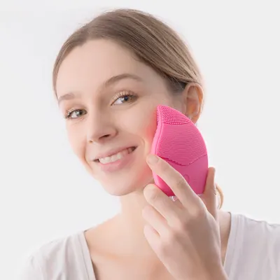 Aparat de curățare facială, VISION TRADING, InnovaGoods, silicon roz