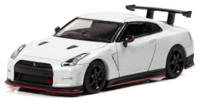 Model de colecție Carnel Modern: Automobile - Nissan GT-R Nismo N Attack Package(R35), alb perlat, 2015