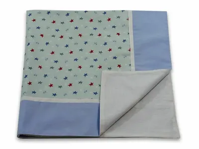 Paturica Stelute somnoroase cu albastru KidsDecor cu spate finet 80x80 cm