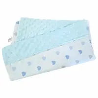 Paturica personalizata – Inimioare Albastre și Minky Albastru