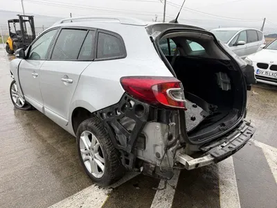 Aripa spate stanga culoare argintie Renault Megane 3 (2008-2012)