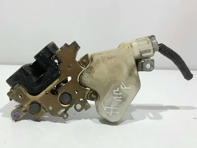 Broasca usa dreapta fata 80552AA200 Nissan X-Trail (2001-2007)
