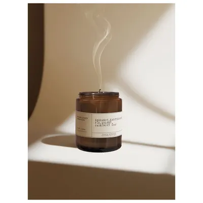Lumânare parfumată din ceară de soia timp de ardere 40 h #46 Bergamot, Jasmine, Opuncia – Perfumed Prague