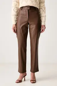 Fracomina pantaloni straight pentru femei din imitație de piele