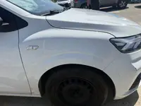 Aripa fata dreapta culoare alba Dacia Sandero 3 (2020-2022)