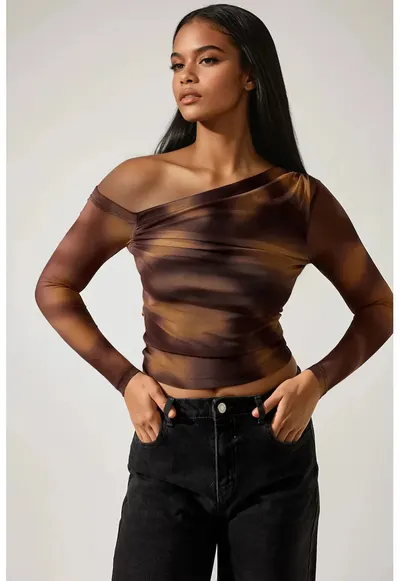 Bluza dama decolteu asimetric - poliester/elastan - maro