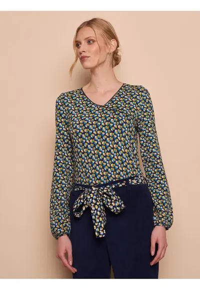 Bluza cu decolteu in V si cordon