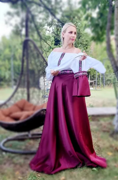 Rochie stilizata cu motive traditionale lunga Margareta 3
