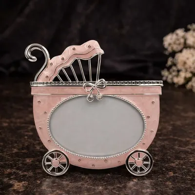 Ramă Foto Copii AZAY Tip Cărucior Bebe, Roz, 13x9 cm, Decor Cameră Fetiță, Cadou Nou-Născut, Cutie Cadou Premium Inclusă