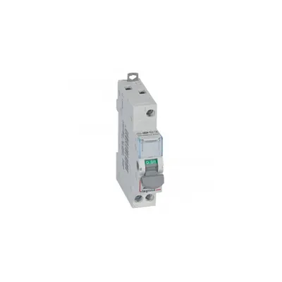 Separator modular - 1P 250 V~ - 20 A - cu indicator
