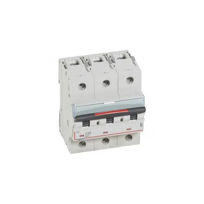 Siguranta automata - 36 kA - 3P 400 V~ - 40 A - C curba