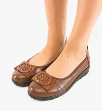 Balerini dama Rika Maro