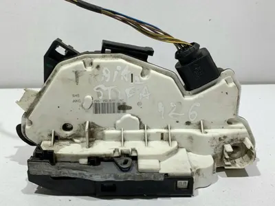 Broasca usa stanga fata 1S1837015C Volkswagen Up (2011-2016)