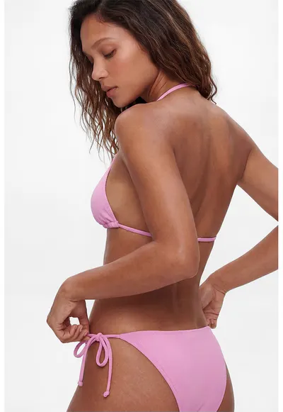 Slip brazilian cu prinderi laterale - Roz deschis
