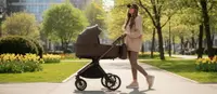 Carucior 2 in 1 Adamex Bianco Deluxe Collection cu suspensii, maner reglabil, certificat EN18882022 pana la 22 kg, Chocolate Brown