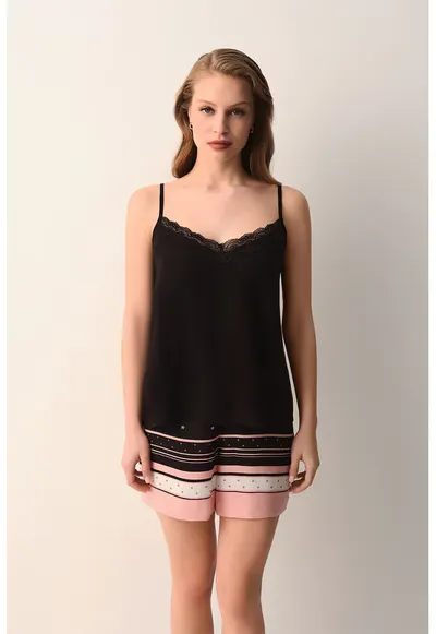 Top cu model monograma si pantaloni scurti de pijama - Alb/Negru/Roz