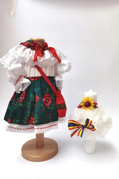 Set Botez Traditional - Adeline - 2 piese costumas si lumanare