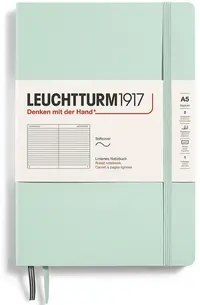 Notebook-ul Leuchtturm1917 Natural Colors - A5, verde deschis, liniat, coperte moi