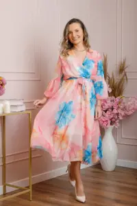 Rochie eleganta Adaline din voal roz cu imprimeuri florale