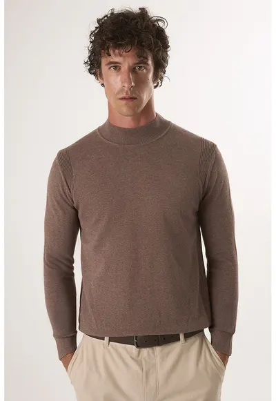 Pulover slim fit de bumbac - Maro