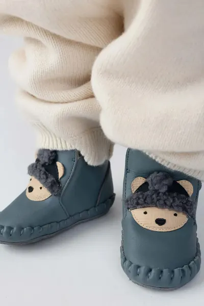 Donsje încălțăminte pentru bebeluși din piele Junus Booties Polar Bear