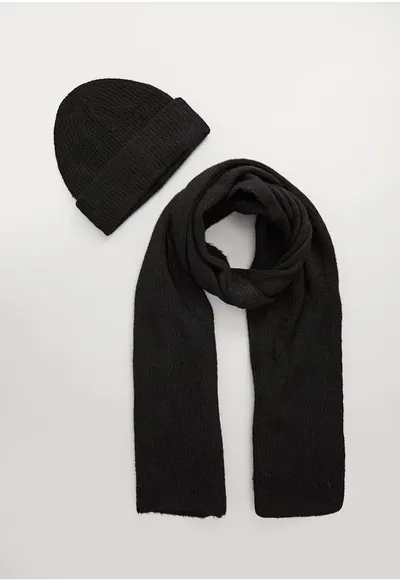 Set caciula si esarfa dama - Negru - Marime Universala