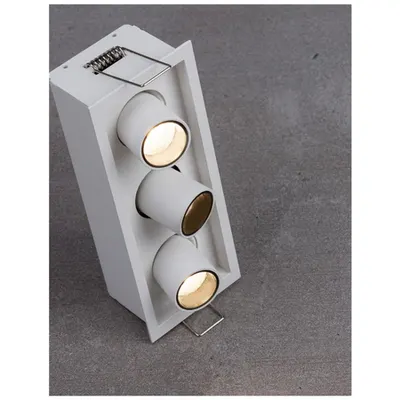 Spot DESERT Alb Aluminiu Adjustable LED 9 Wat 9 Volt 350Ma 630Lm 3000K, Beam Angle 35 degrees IP20