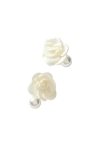 Cercei alb unt - forma de floare - cu perla - Bernice C16
